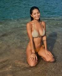 Alev-alev deneyimli hatun Alarcin