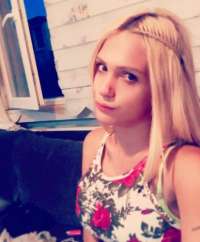 Alev-alev evinde buluşan eskort Melek