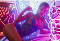 Alev-alev sarışın escort Remziye