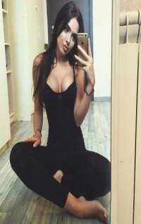 Ateşli saksocu Dilhan