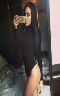 Ateşli saksocu Dilhan