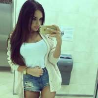 Ateşli saksocu Dilhan