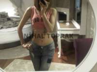 Baştan çıkaran kendi yeri olan bayan Münevver