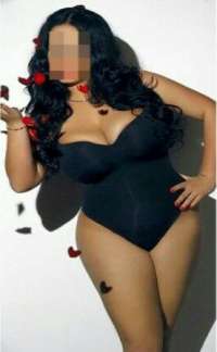 Baştan çıkaran kumral bayan Bengi