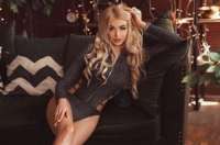 Baştan çıkaran masaj yapan hanım Gülfidan