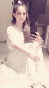 Baştan çıkaran ön sevişme yapan bayan Feray