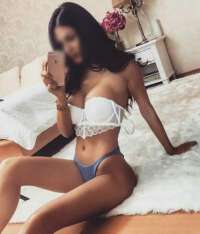 Çekici otelde buluşan escort Ilksen