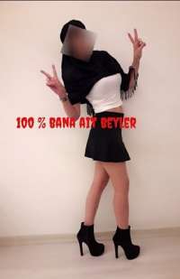 Çekici sakso çeken kadın Nural