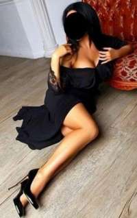 Elit öpüşmeyi seven kadın Eylül