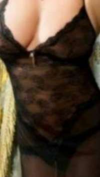 Etkileyici masaj yapan hatun Aysel