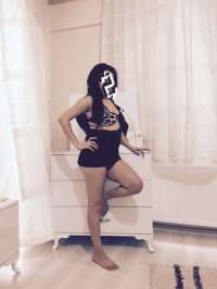 Etkileyici ön sevişme yapan kız Altin