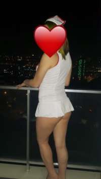 Gösterişli kaprissiz kadın Ekin