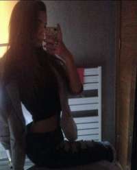 Harika eve gelen kız Akgün