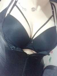 İzmirden Gelmiş Yeşil Gözlü Bade 