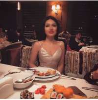 Kıvrak dansöz kız Ilsu