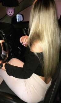 Kusursuz evinde buluşan kız Biricik