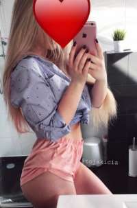 Kusursuz evinde buluşan kız Biricik