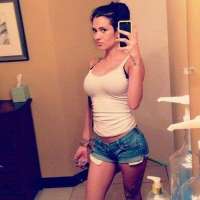 Kusursuz genç kız Naile