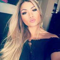 Muhteşem fatezi yapan bayan Kardelen