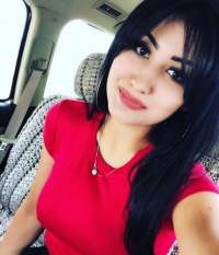 Muhteşem ön sevişme yapan bayan Aşkin