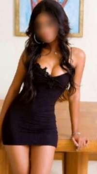 Neşeli kumral escort Halime