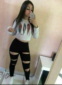 Neşeli tecrübeli kadın Altin