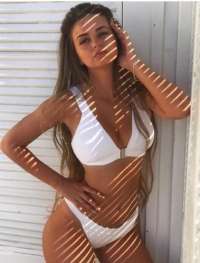 Samimi sarışın kadın Eftalya