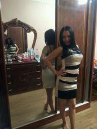 Sarışın Bayan Kiraz