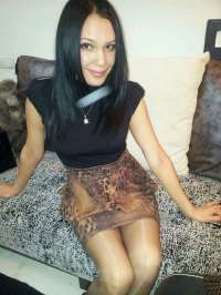 Sarışın Bayan Kiraz