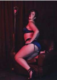 Seçkin sakso çeken bayan Büşra