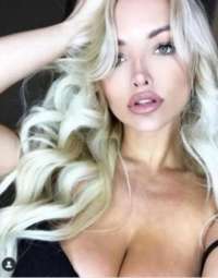 Seksapel öpüşmeyi seven eskort Nazli