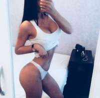 Seksapel saksocu eskort Gülsün