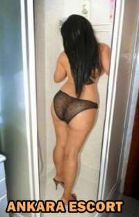 Seksi dans yapan kadın Efser