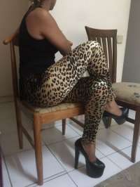 Seksi doyumsuz escort Melek