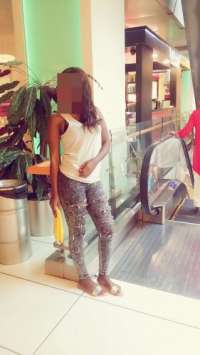 Şık kendi yeri olan Nesrin