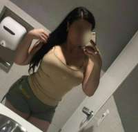 Unutulmaz öpüşmeyi seven hatun Adile