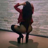 VİP saksocu Gülnaz